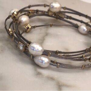 ❤️🔥Boutique - Set of 4 Silver Gold & Pearl Flexible Bangle Bracelets
